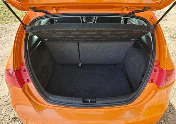 Seat Leon cena 22200 przebieg: 251074, rok produkcji 2009 z Poznań małe 211